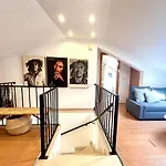 Santos Gem I - Central Studio In Trendy Neighborhood